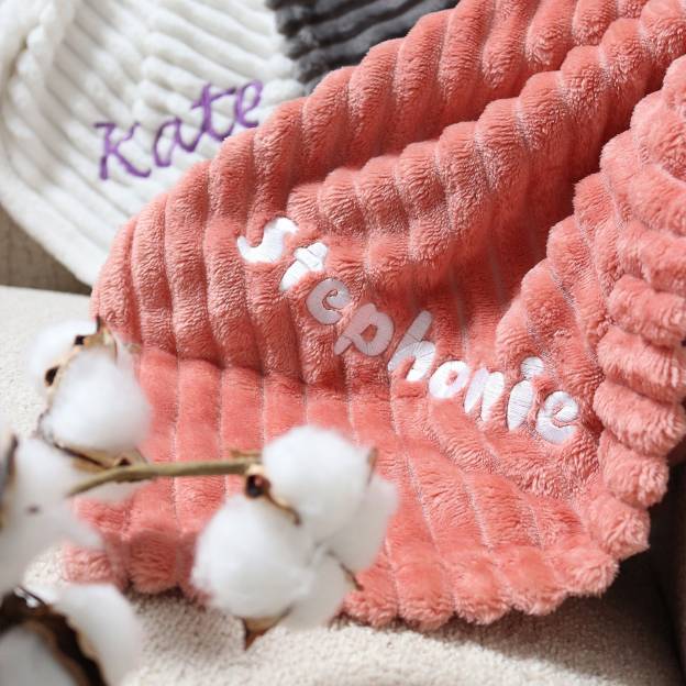Personalized Warm Pet Blanket for Comfort & Unique | BKPet75