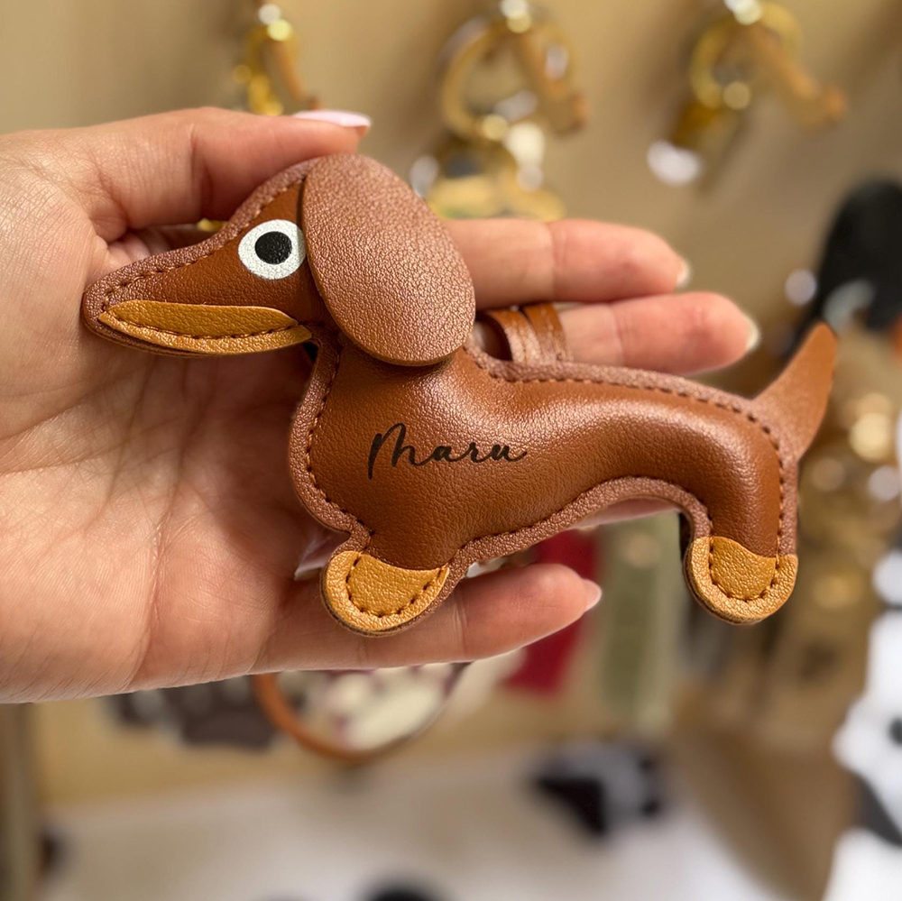 Personalized Lovely Leather Dachshund Keychain | CWGift08