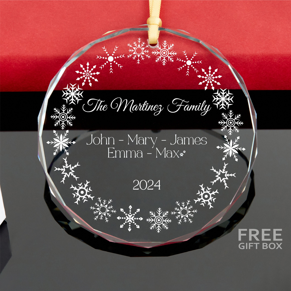 Personalized Glass Family Christmas Ornaments | CWGlass18