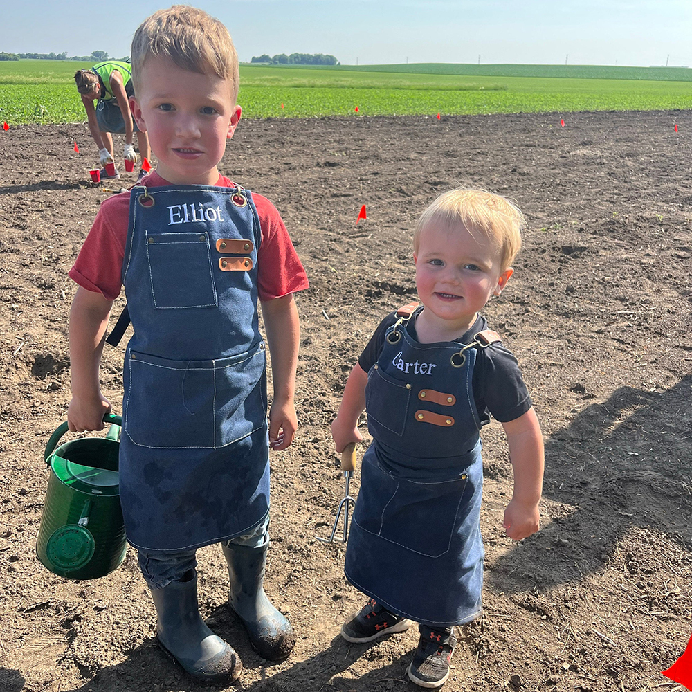 Personalized Embroidery Canvas Apron with Pockets for Unisex Adult | Apron01