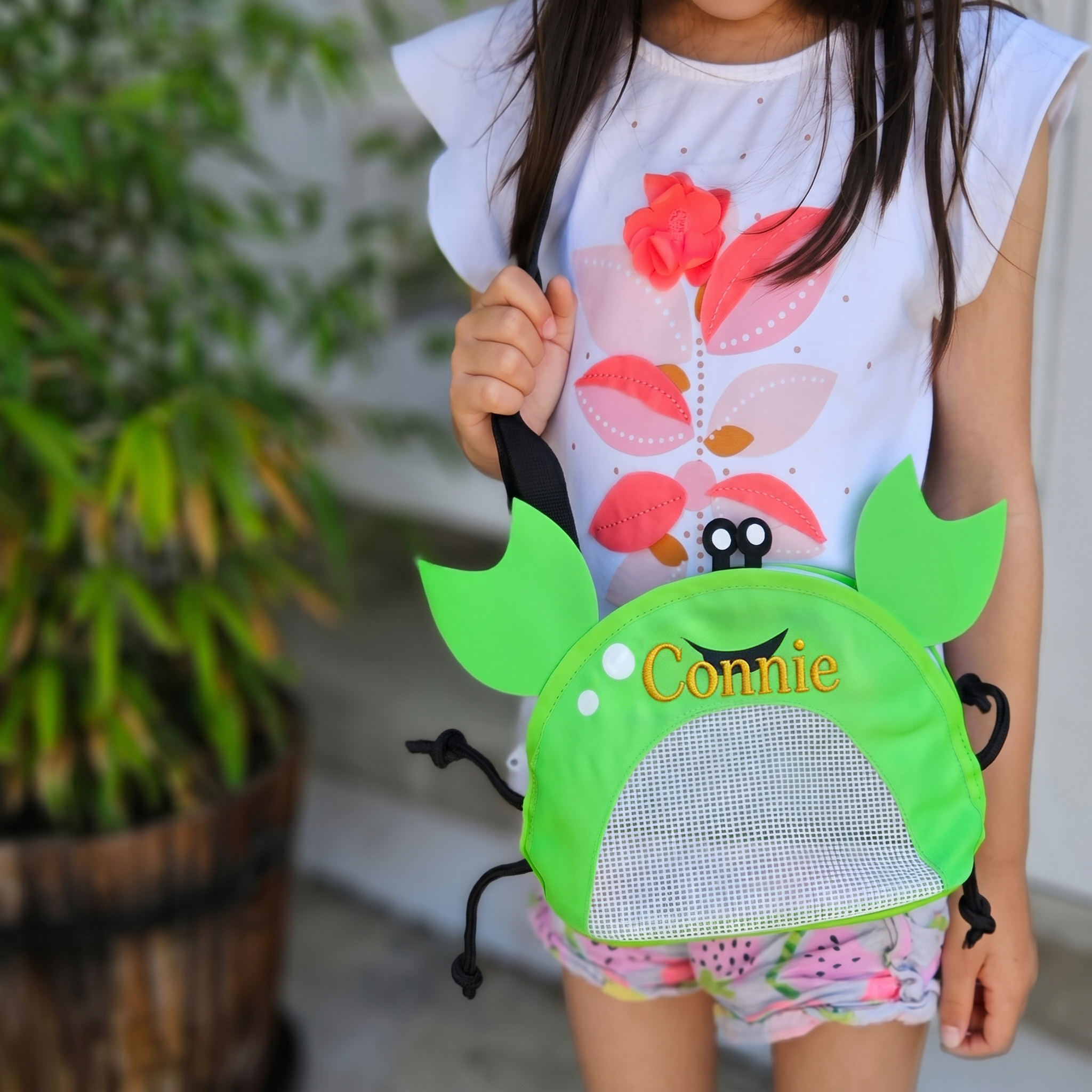 Personalized Embroidery Crab Seashell Zipper Mesh Beach Bag | CWBeach255