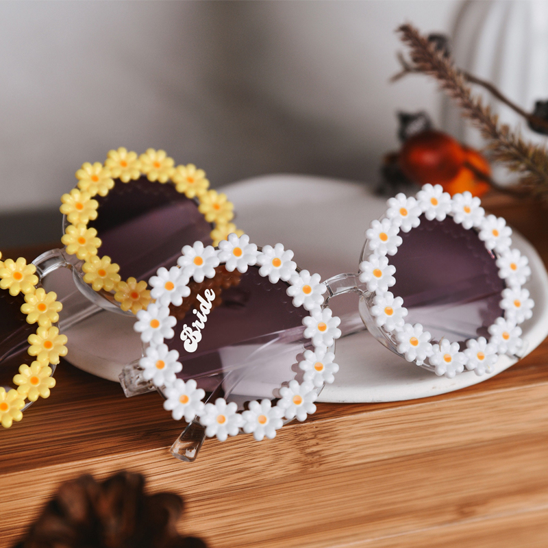 Personalized Birthday Party Favors Daisy Sunglasses For Kids | CWBeach131
