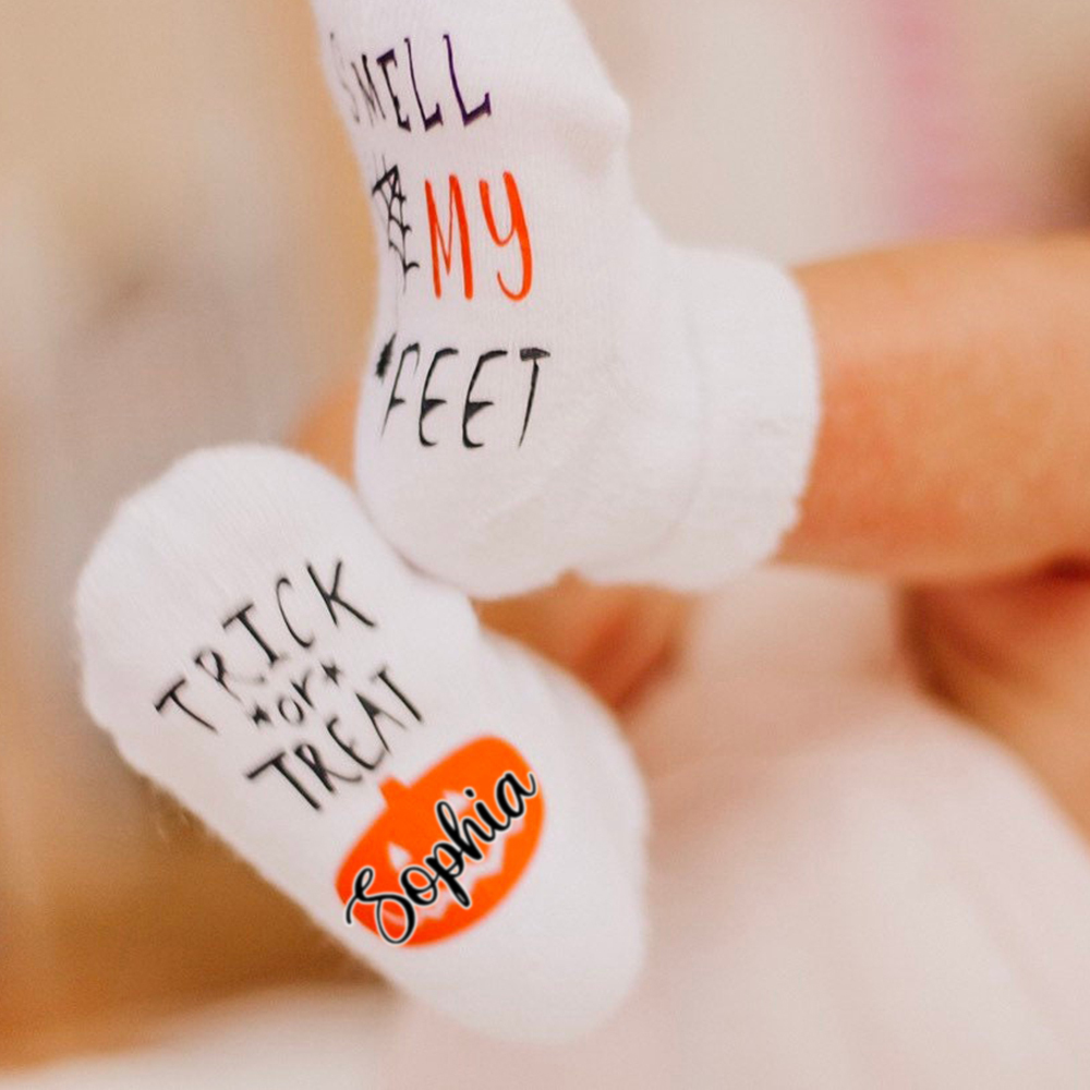 Personalised Halloween Trick or Treat Smell My Feet Socks | CWHalloween53