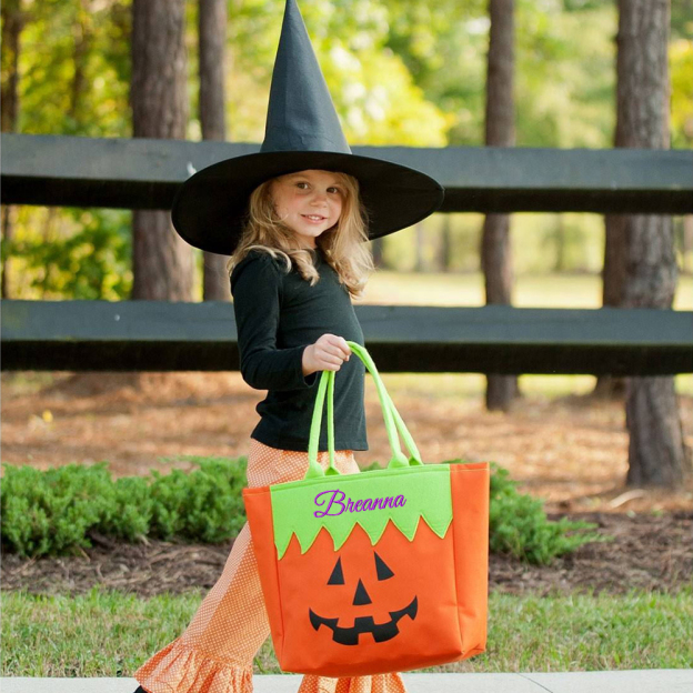 Personalized Name Halloween Tote Bag | CWHalloween04