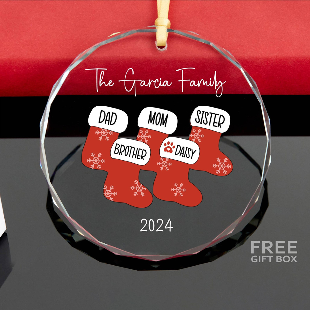 Personalized Glass Family Christmas Ornaments | CWGlass02