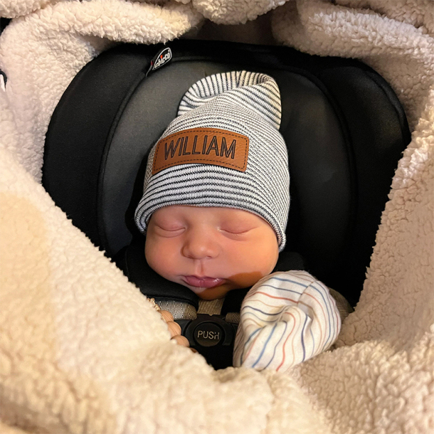 Personalized Leather Patch Pom Pom Beanie for Comfort & Unique | HSKid35