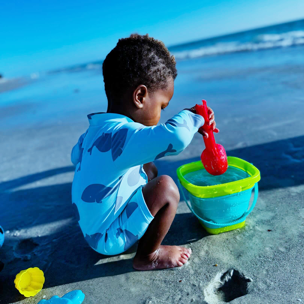 Personalized Kids Summer Beach Bucket Toys | CWBeach182