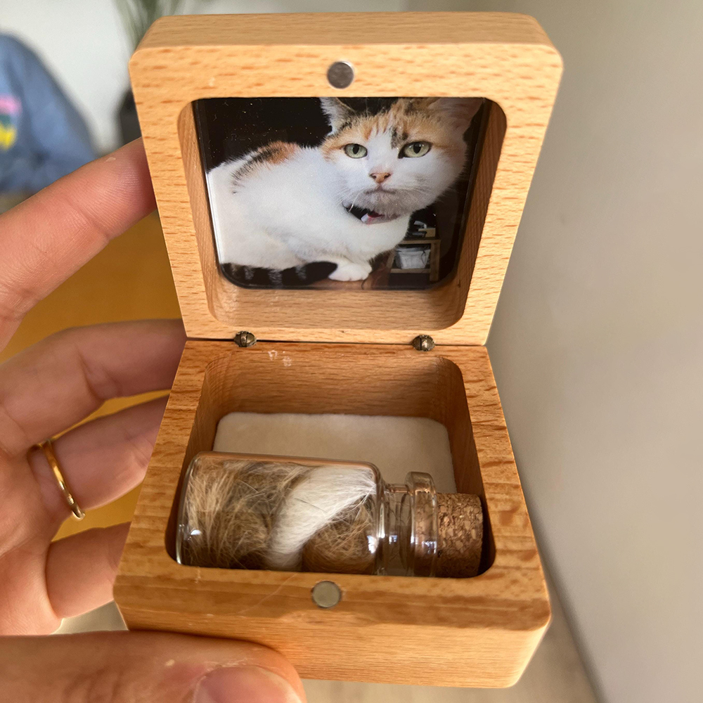Personalized Wooden Pet Memorial Fur Keepsake Box | BKPet421
