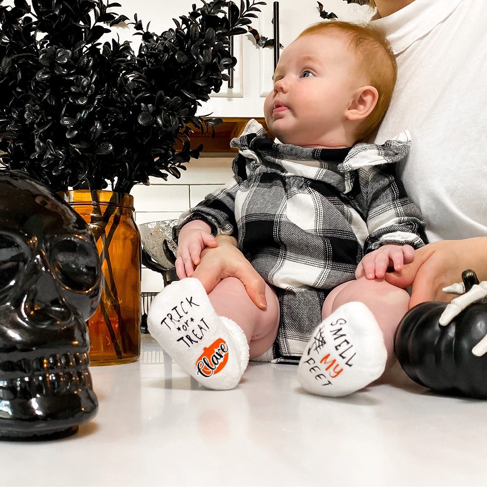 Personalised Halloween Trick or Treat Smell My Feet Socks | CWHalloween53