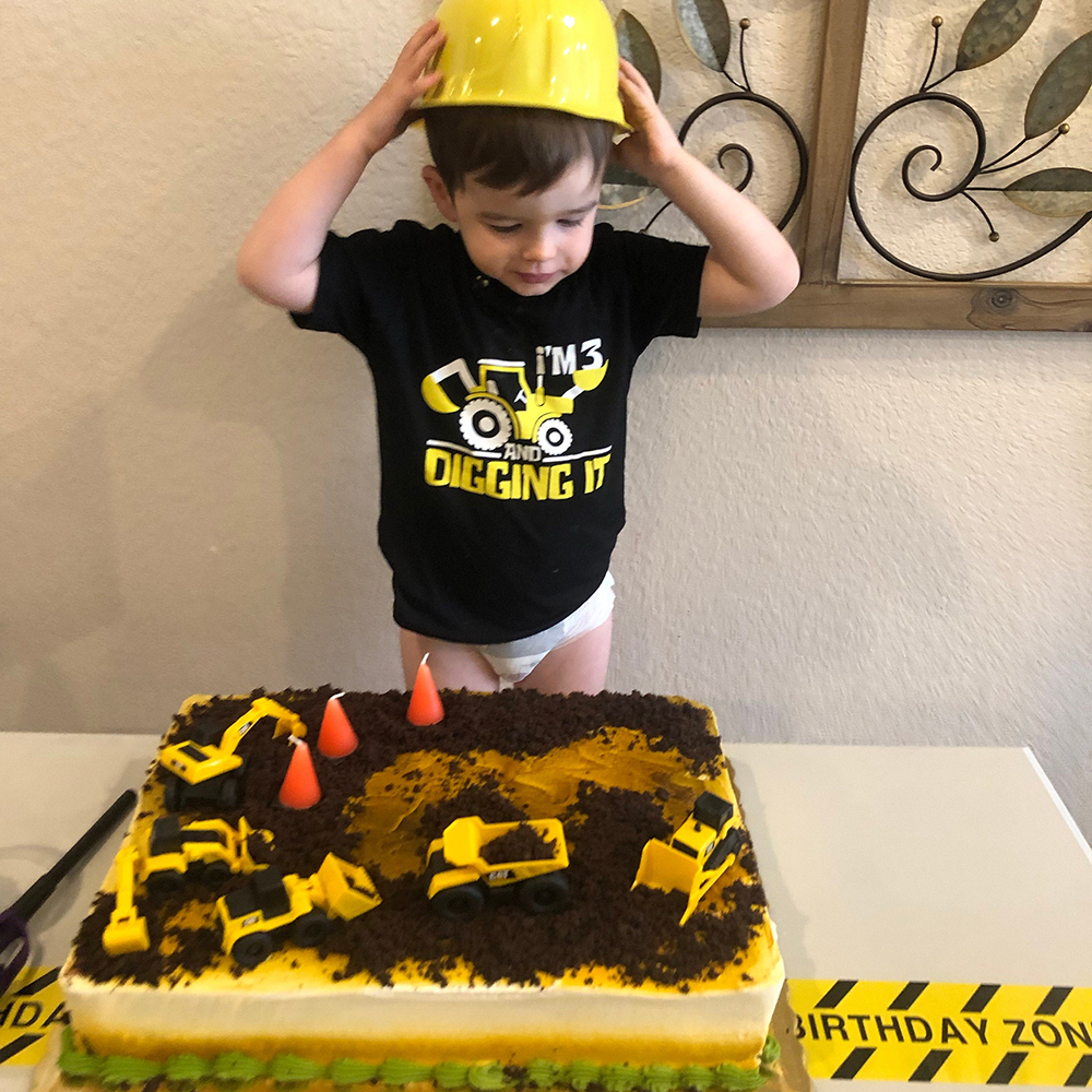 Personalized Digging It Construction Birthday T-Shirt | inBirth22
