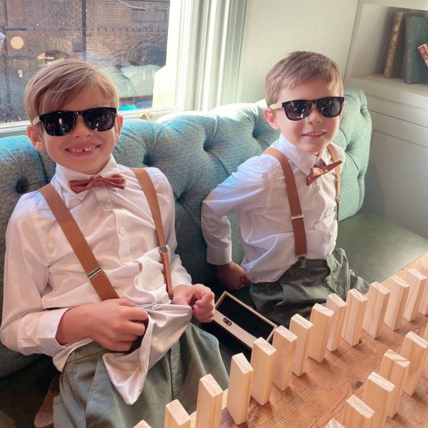 Personalized Kid Sunglasses with Wood Box | CWBeach110