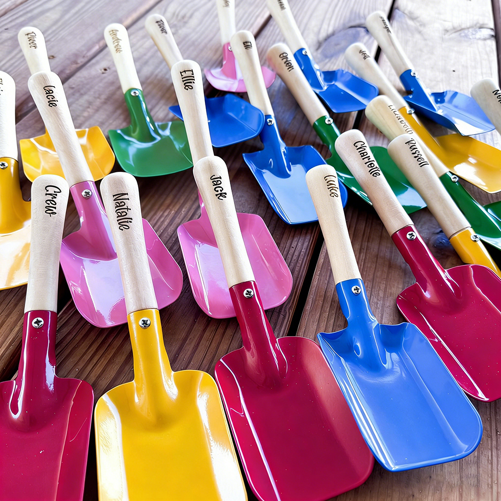 Personalized Kid Beach Wooden Handle Metal Shovel | CWBeach229