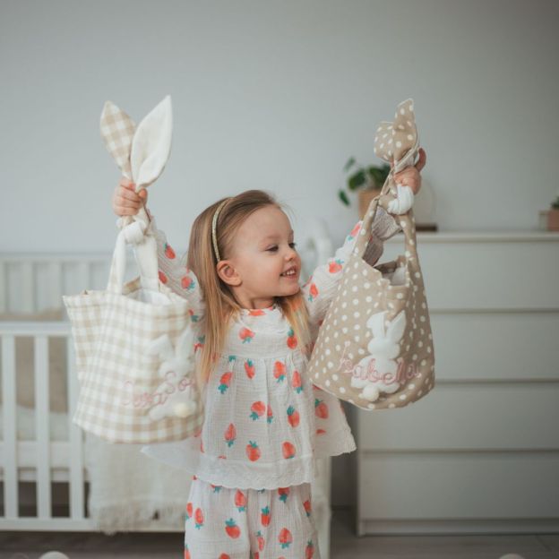 Personalised Embroidered Easter Bunny Basket | CWEaster45