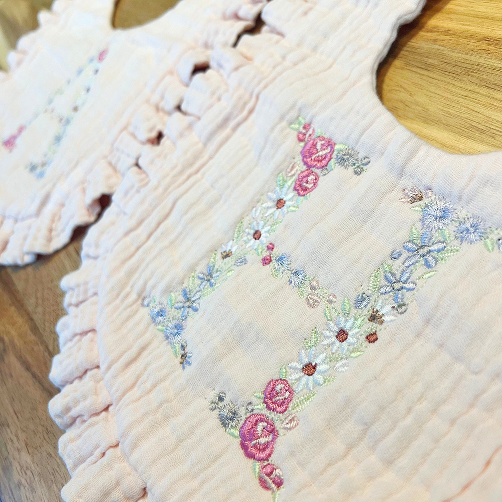Personalized Embroidered Flowers Letter Baby Cotton Gauze Bibs | CWBaby224