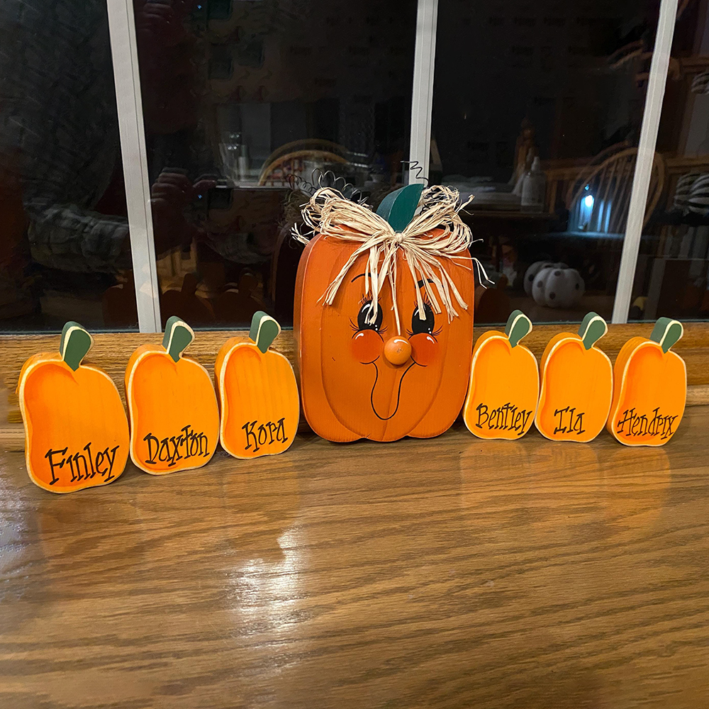 Personalized Pumpkin Family Sign Halloween Decor | CWHalloween55