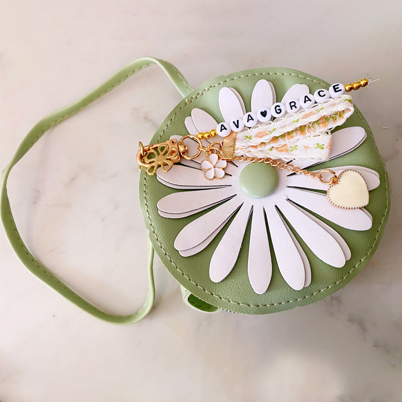 Personalized Girls Color Daisy Tassel Purse | CWPack90
