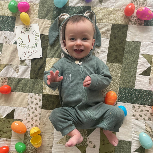 Personalized Easter Baby Bunny Ears Romper | CWbaby4001