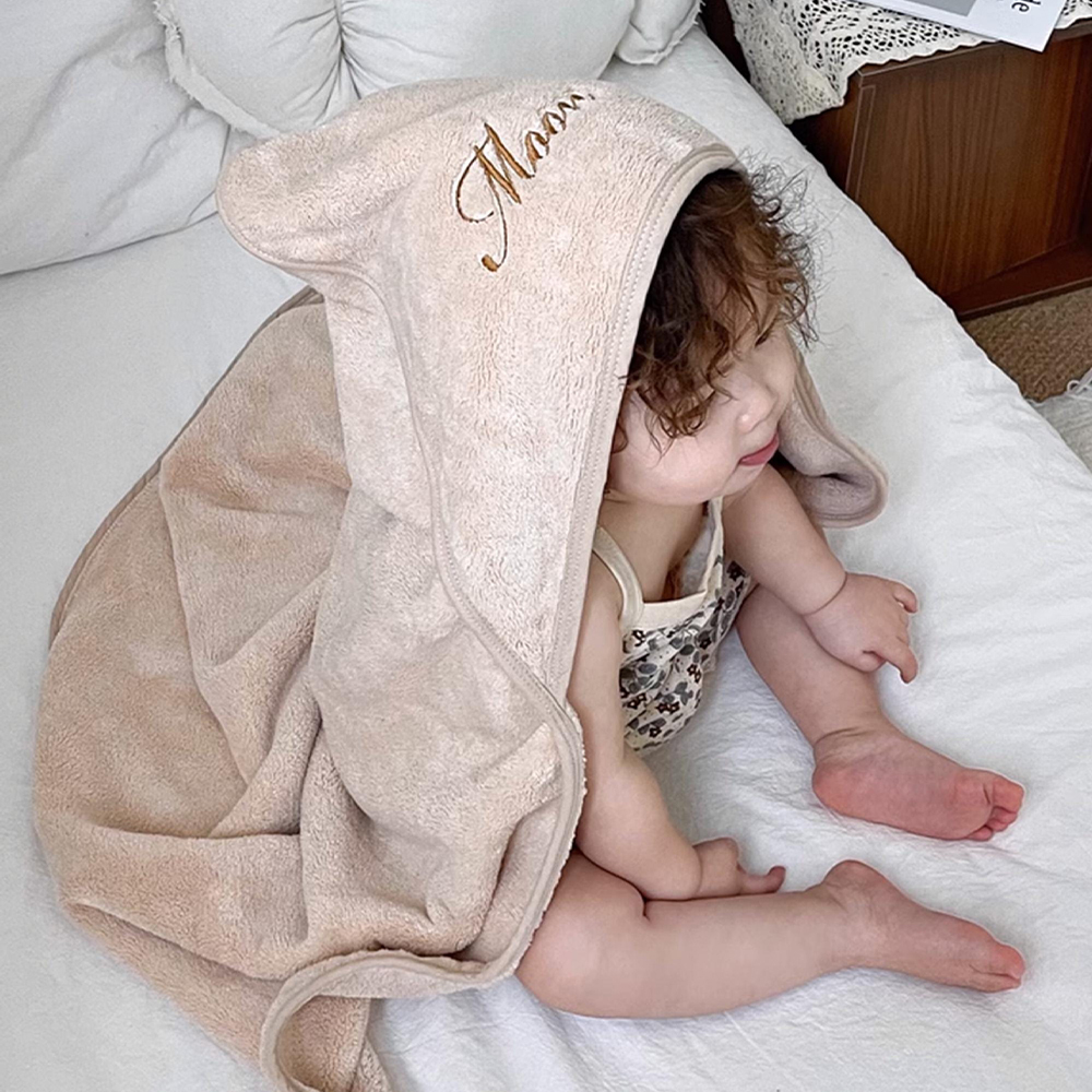 Personalized Embroidery Kid Lovely Coral Velvet Hooded Towel | CWBaby197