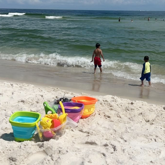 Personalized Kids Summer Beach Bucket Toys | CWBeach182