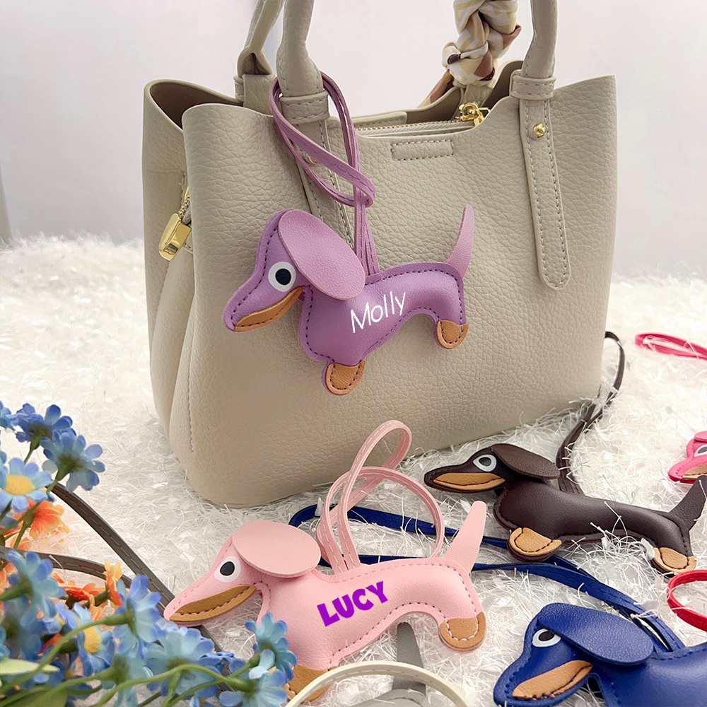 Personalized Lovely Leather Dachshund Keychain | CWGift08