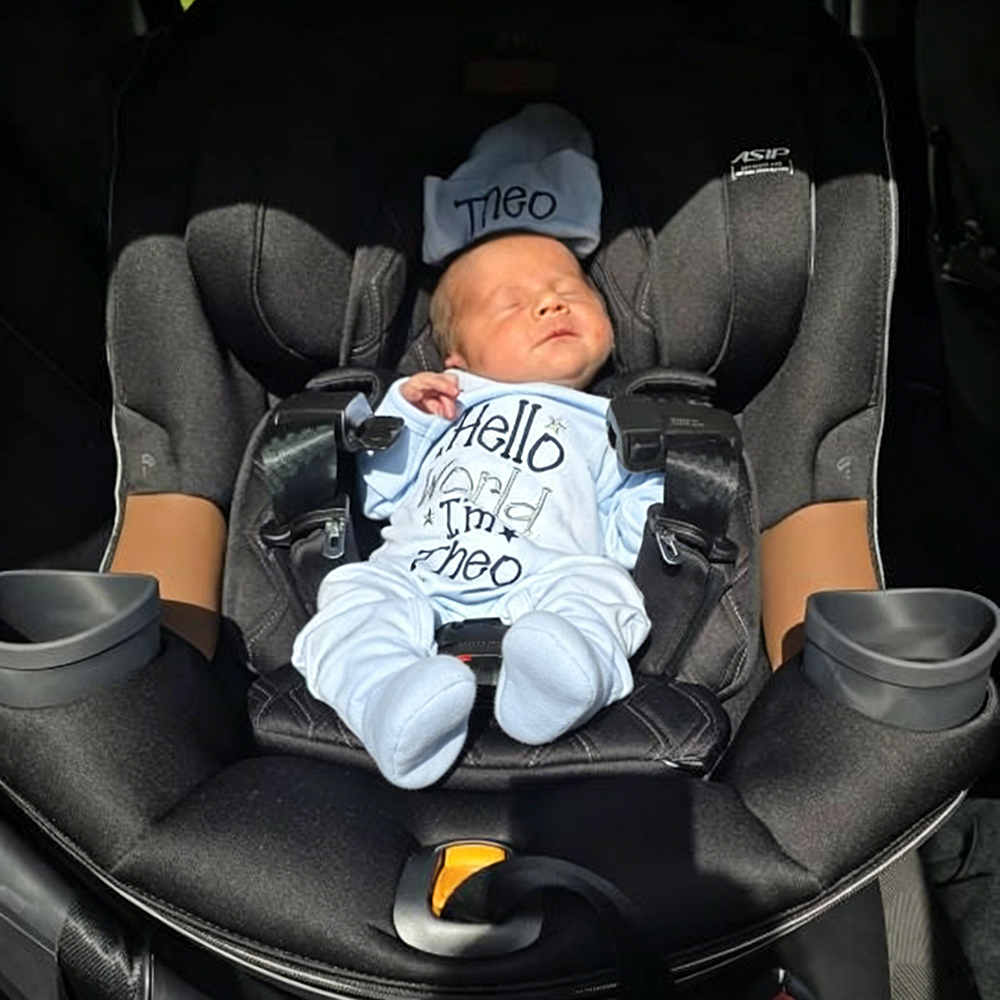 Personalized Embroidery Baby Hello World Outfit | CWBaby495