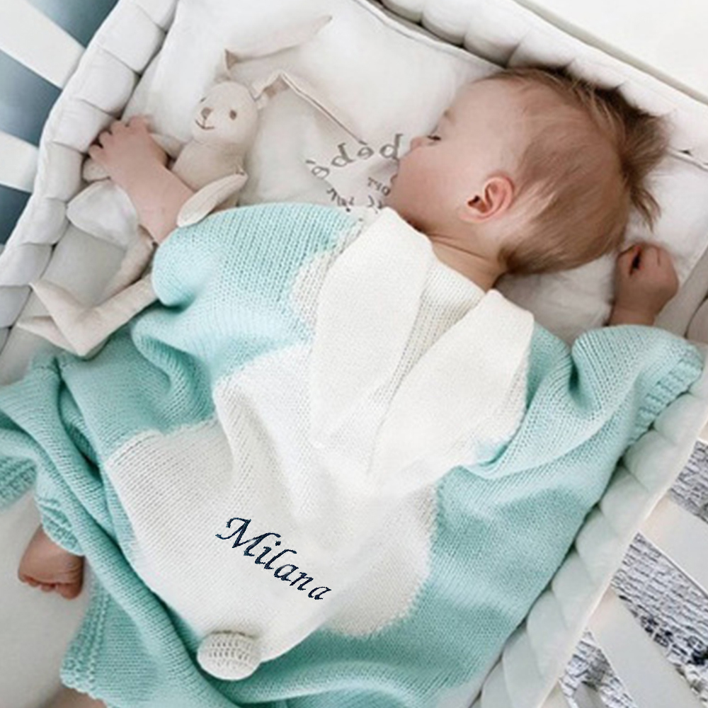 Personalized Embroidered Knit Baby Blanket for Unique Gift | CWBaby118