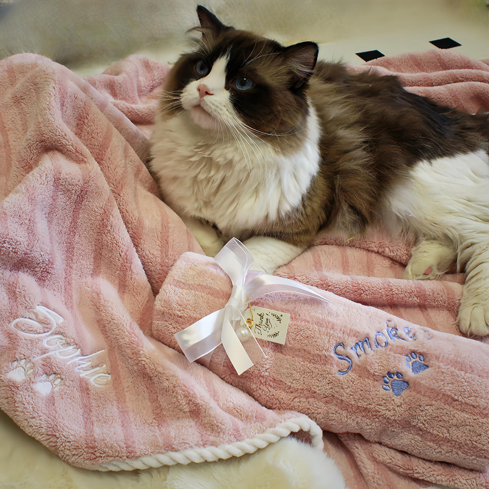 Personalized Embroidered Cozy Coral Fleece Pet Blanket | BKPet199