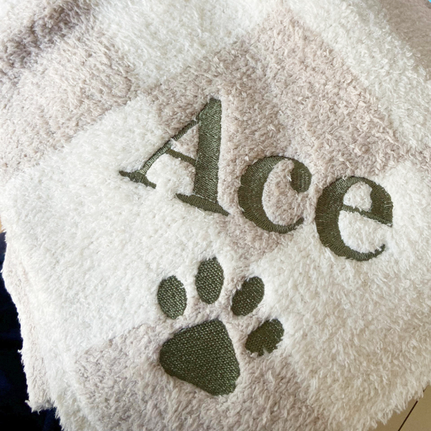 Personalized Embroidered Pet Checker Soft Blanket | BKPet301