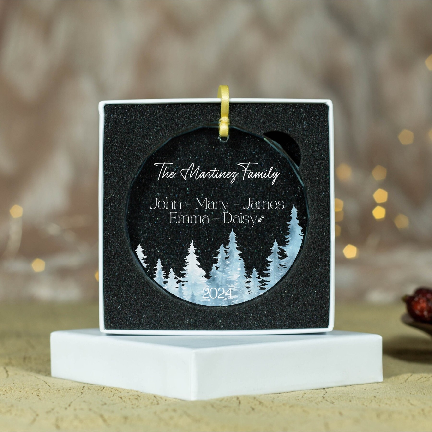 Personalized Glass Family Christmas Ornaments | CWGlass09