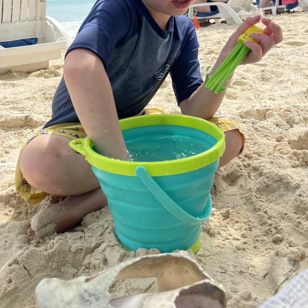 Personalized Kids Summer Beach Bucket Toys | CWBeach182