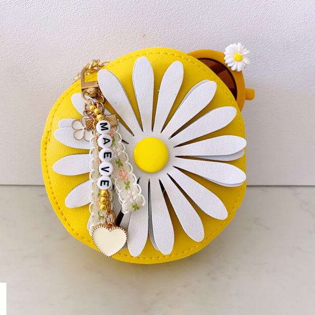 Personalized Girls Color Daisy Tassel Purse | CWPack90