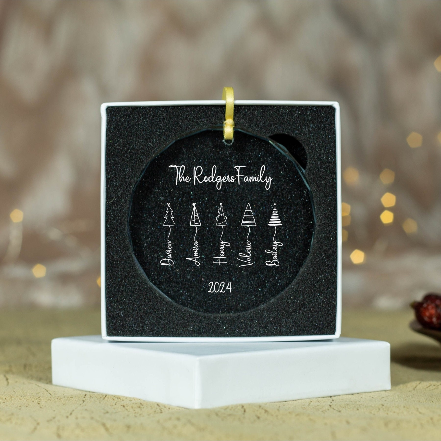 Personalized Glass Family Christmas Ornaments | CWGlass12