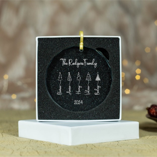 Personalized Glass Family Christmas Ornaments | CWGlass12