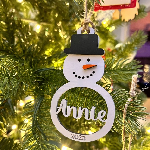 Personalized Snowman Wooden Christmas Ornaments | MCGift27