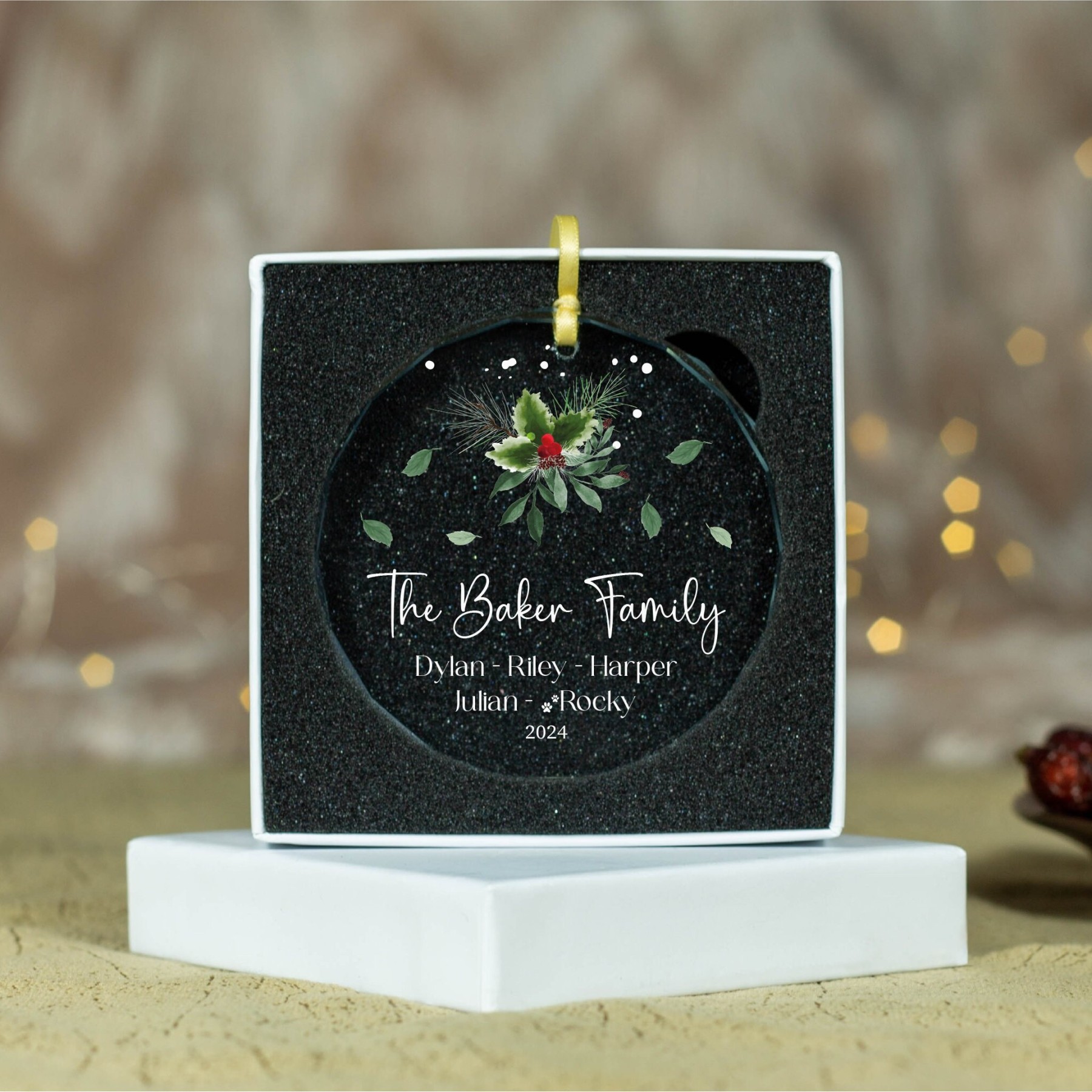 Personalized Glass Family Christmas Ornaments | CWGlass19