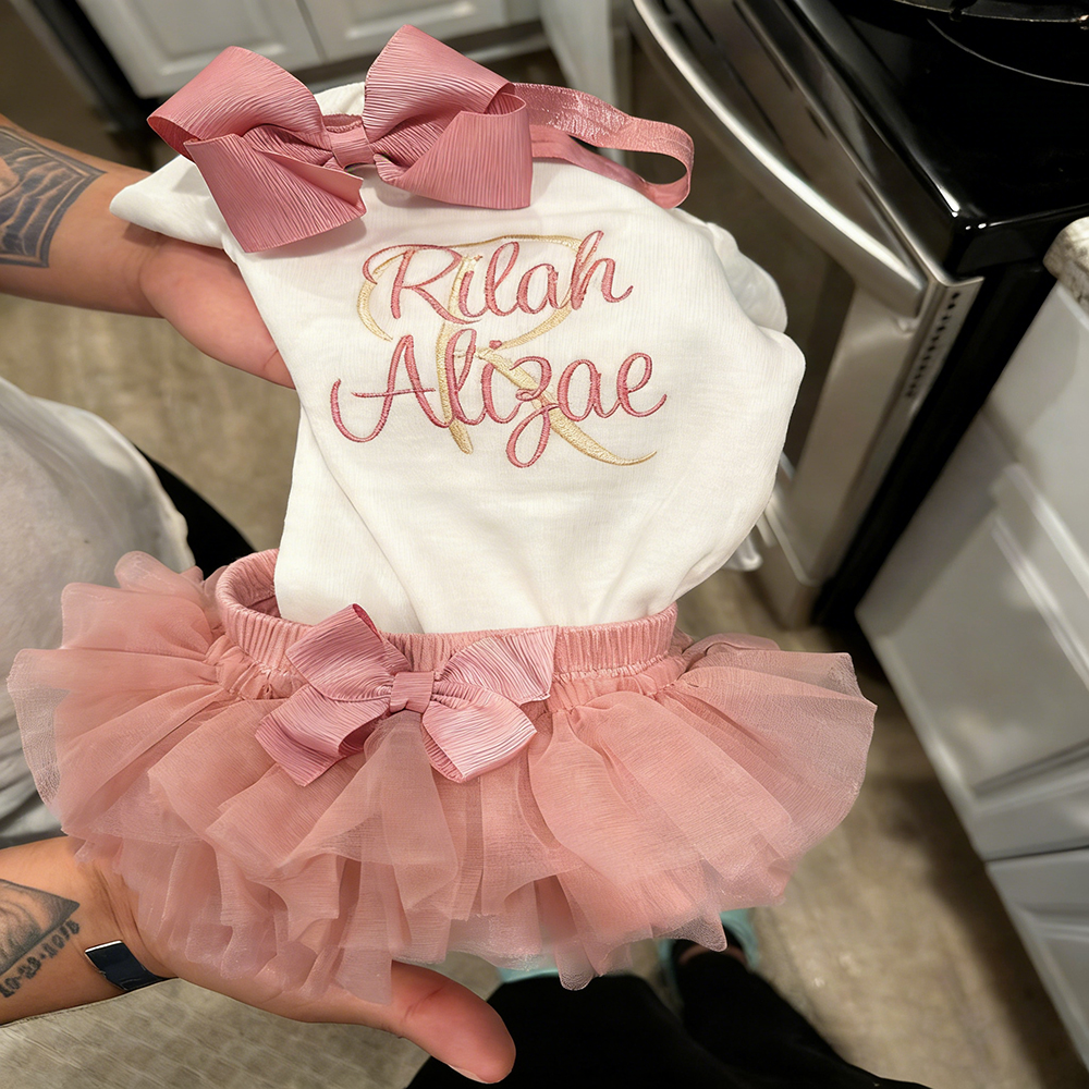 Personalized Embroidered Baby Girl Coming Home Outfit | CWBaby429