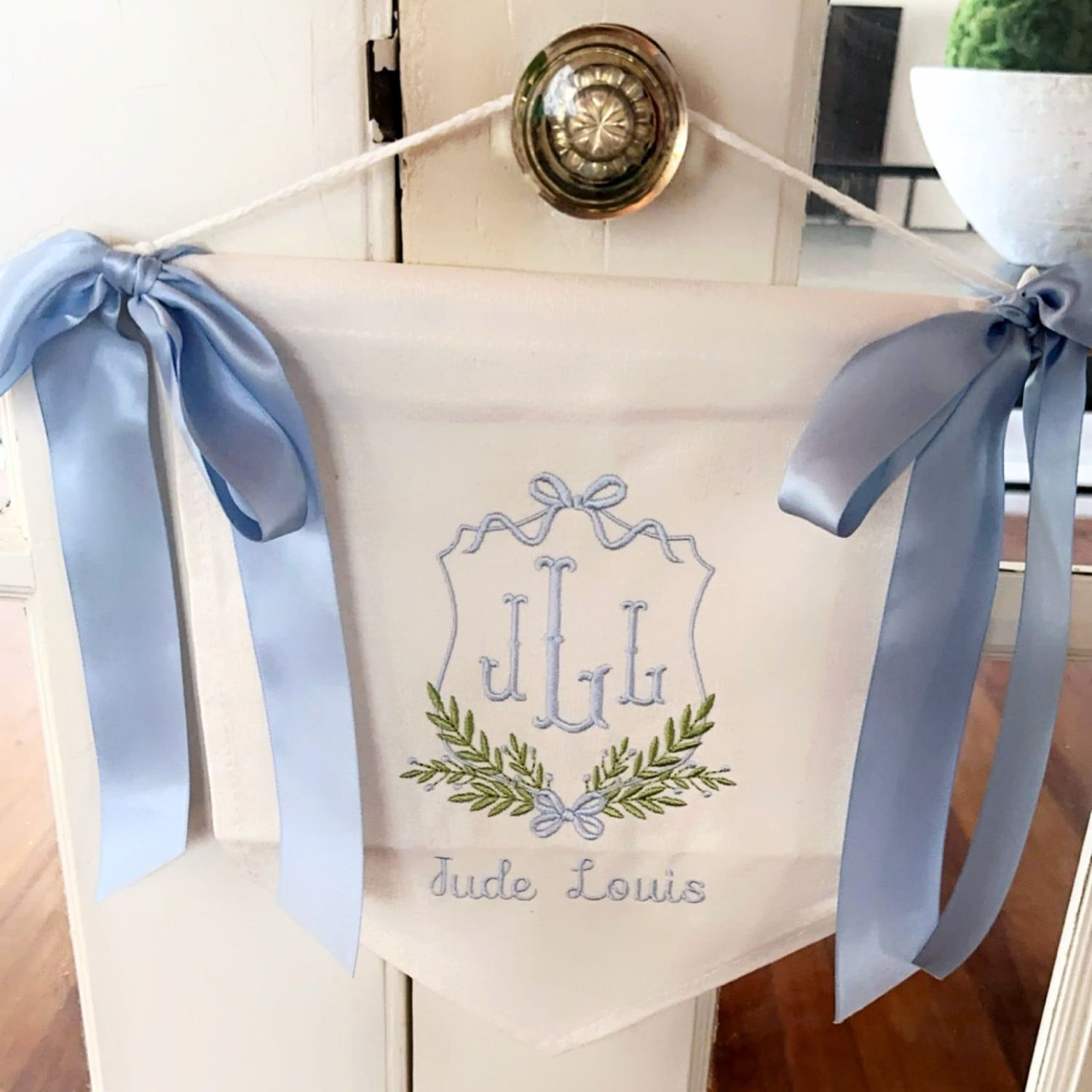 Personalized Baby Welcome Banner with Bows | CWBaby45