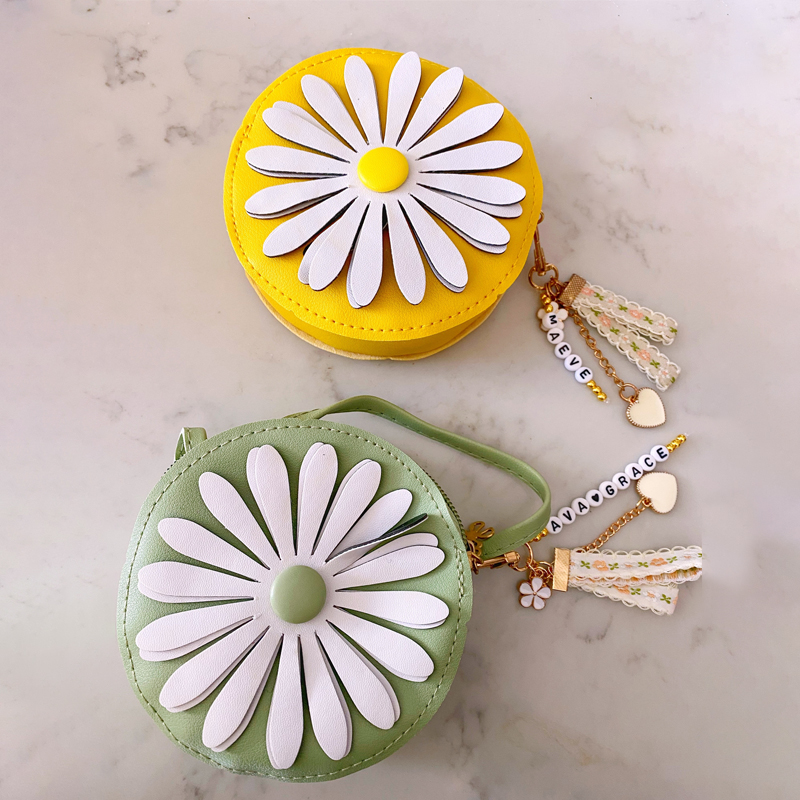 Personalized Girls Color Daisy Tassel Purse | CWPack90