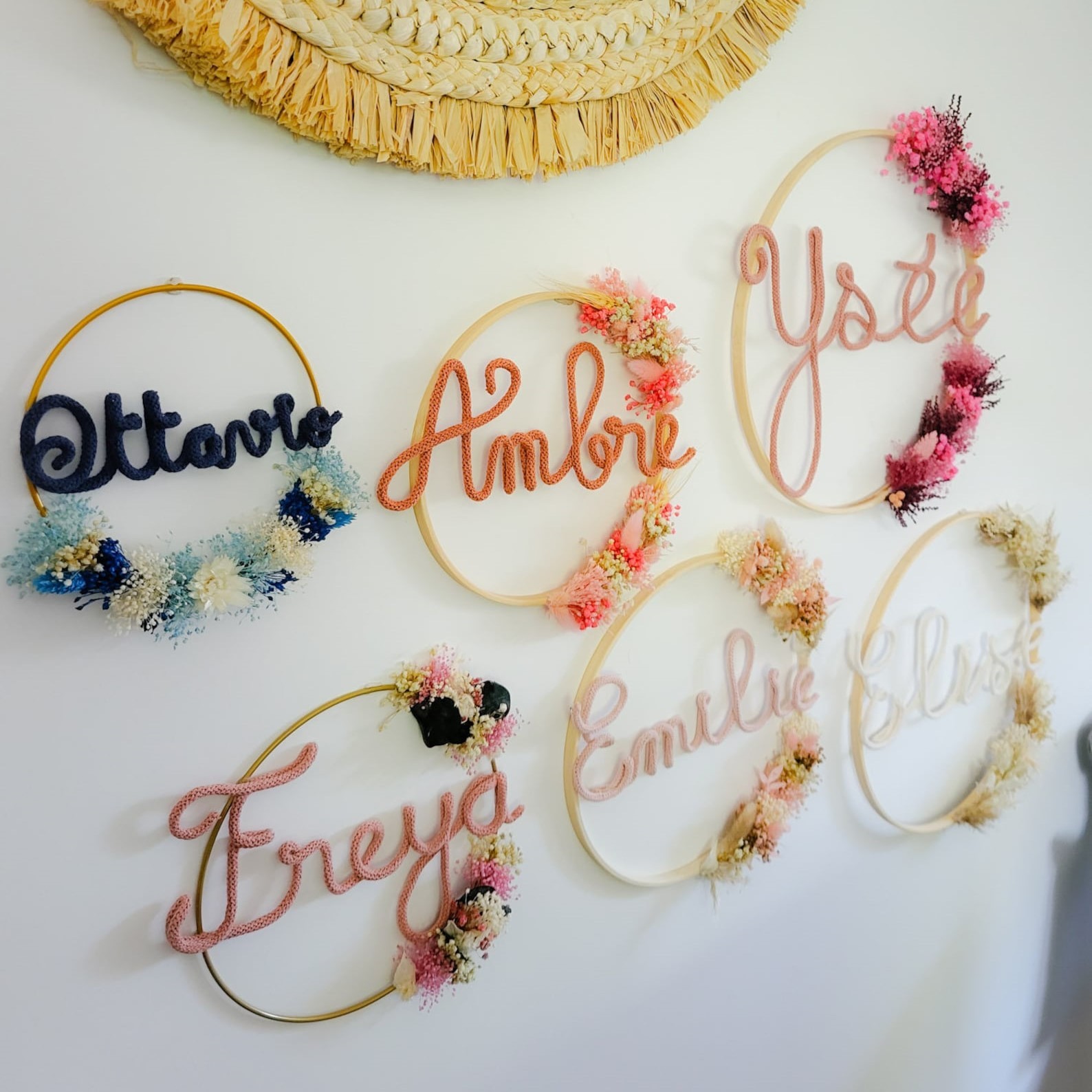 Personalized Knitted Wire Name Sign Crown with Dried Flowers | CWBaby77