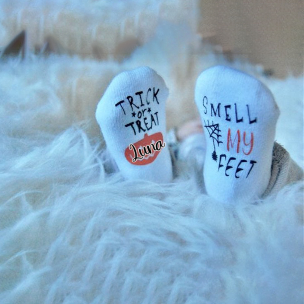 Personalised Halloween Trick or Treat Smell My Feet Socks | CWHalloween53