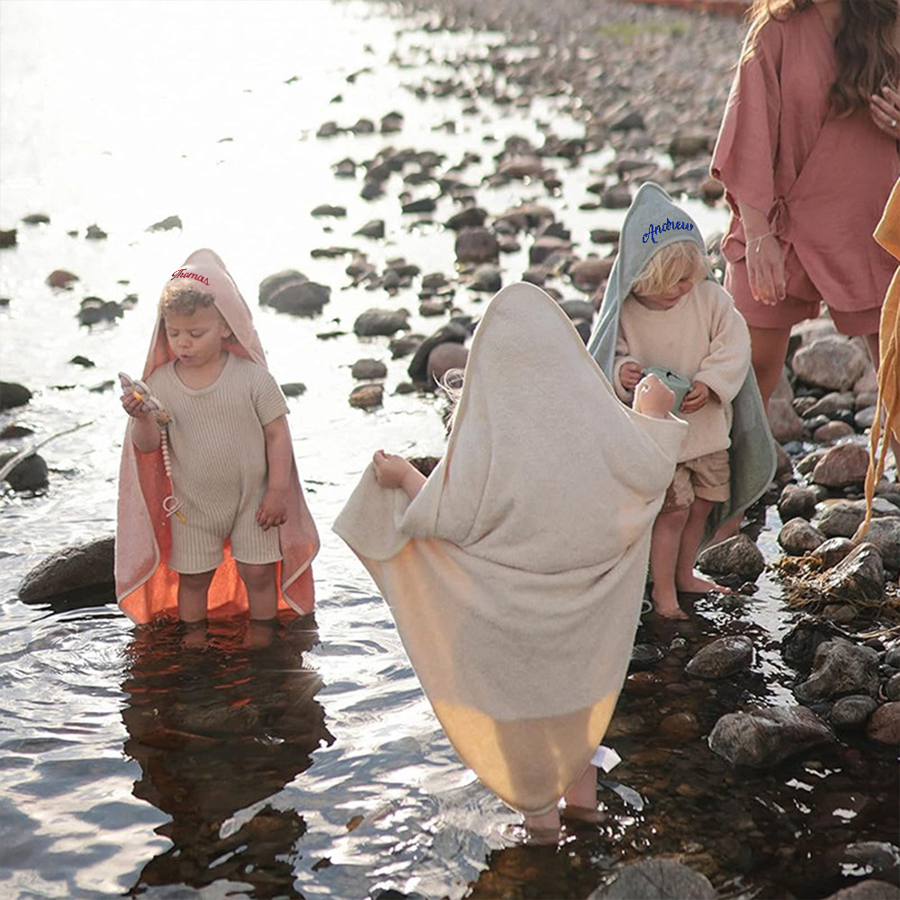 Personalized Embroidery Kid Lovely Coral Velvet Hooded Towel | CWBaby197