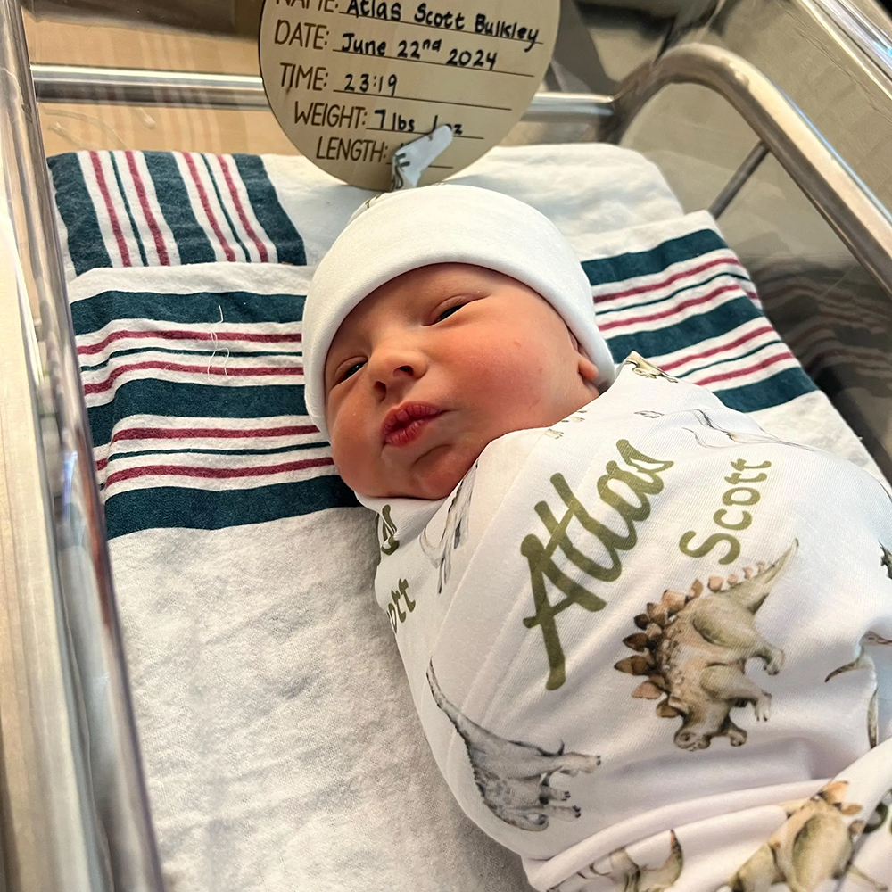 Personalized Baby Swaddle Blanket Set for Comfort & Unique | BBBlanket15