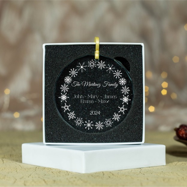 Personalized Glass Family Christmas Ornaments | CWGlass18