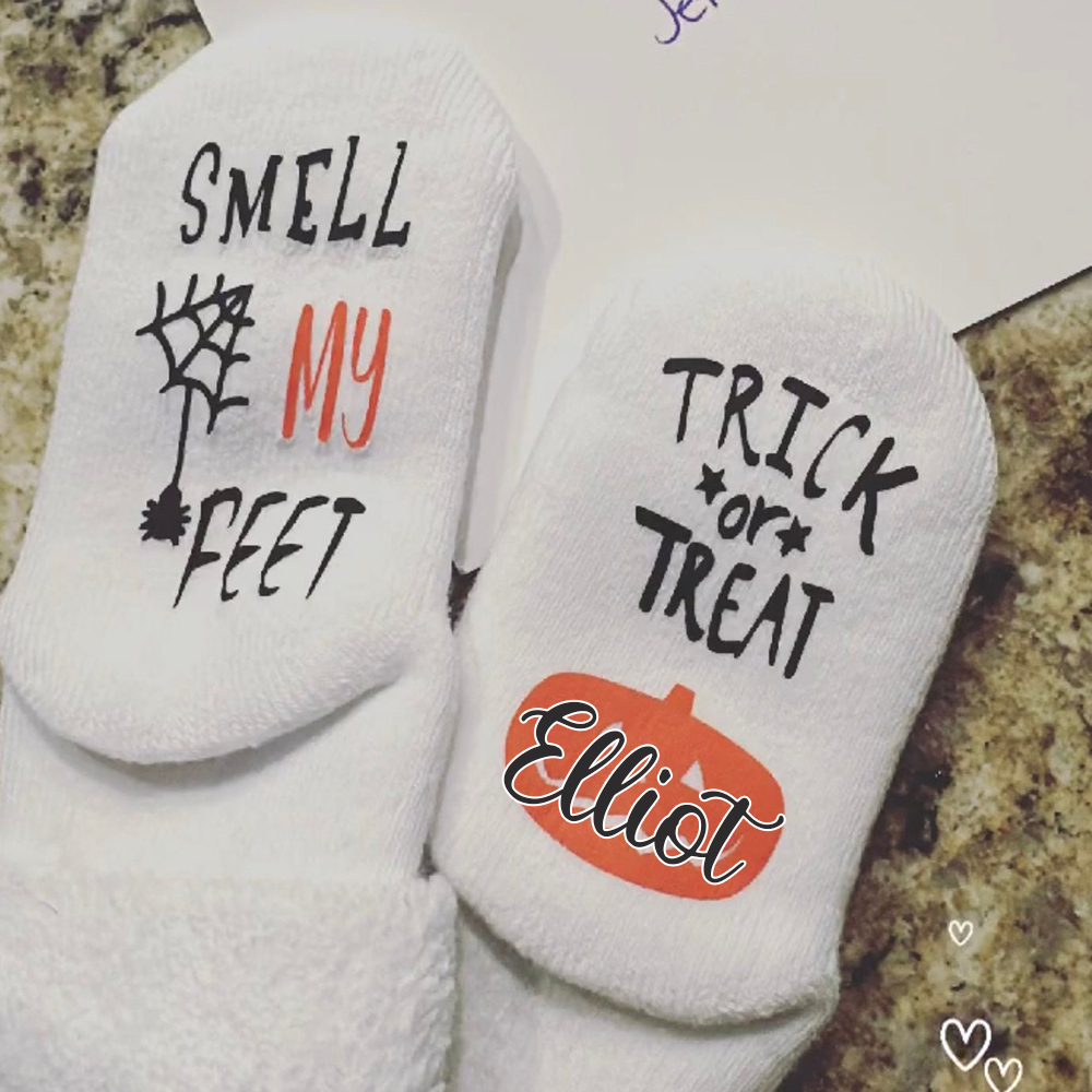 Personalised Halloween Trick or Treat Smell My Feet Socks | CWHalloween53
