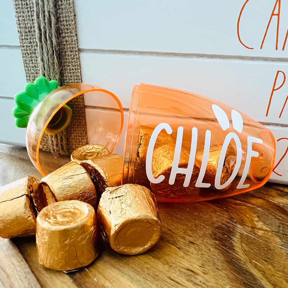 Personalized Easter Carrot Treat Holder | CWEaster95