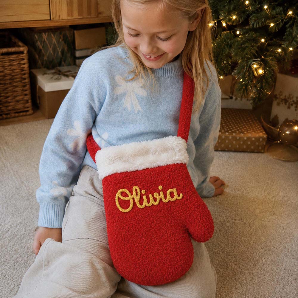 Personalized Hand Embroidered Kids Christmas Mitten Bag | MCGift387