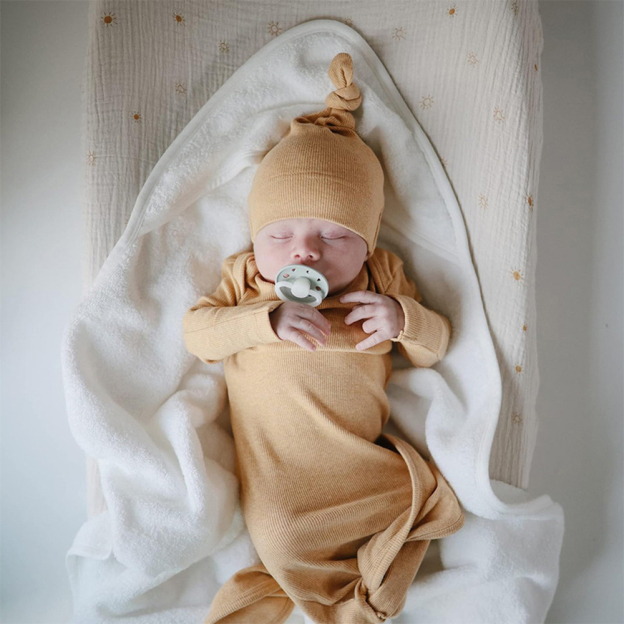 Personalized Embroidery Kid Lovely Coral Velvet Hooded Towel | CWBaby197