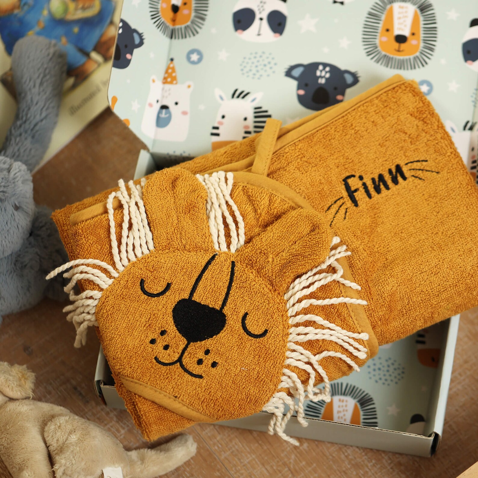 Personalized Embroidery Animal Hooded Baby Towel | CWBaby22
