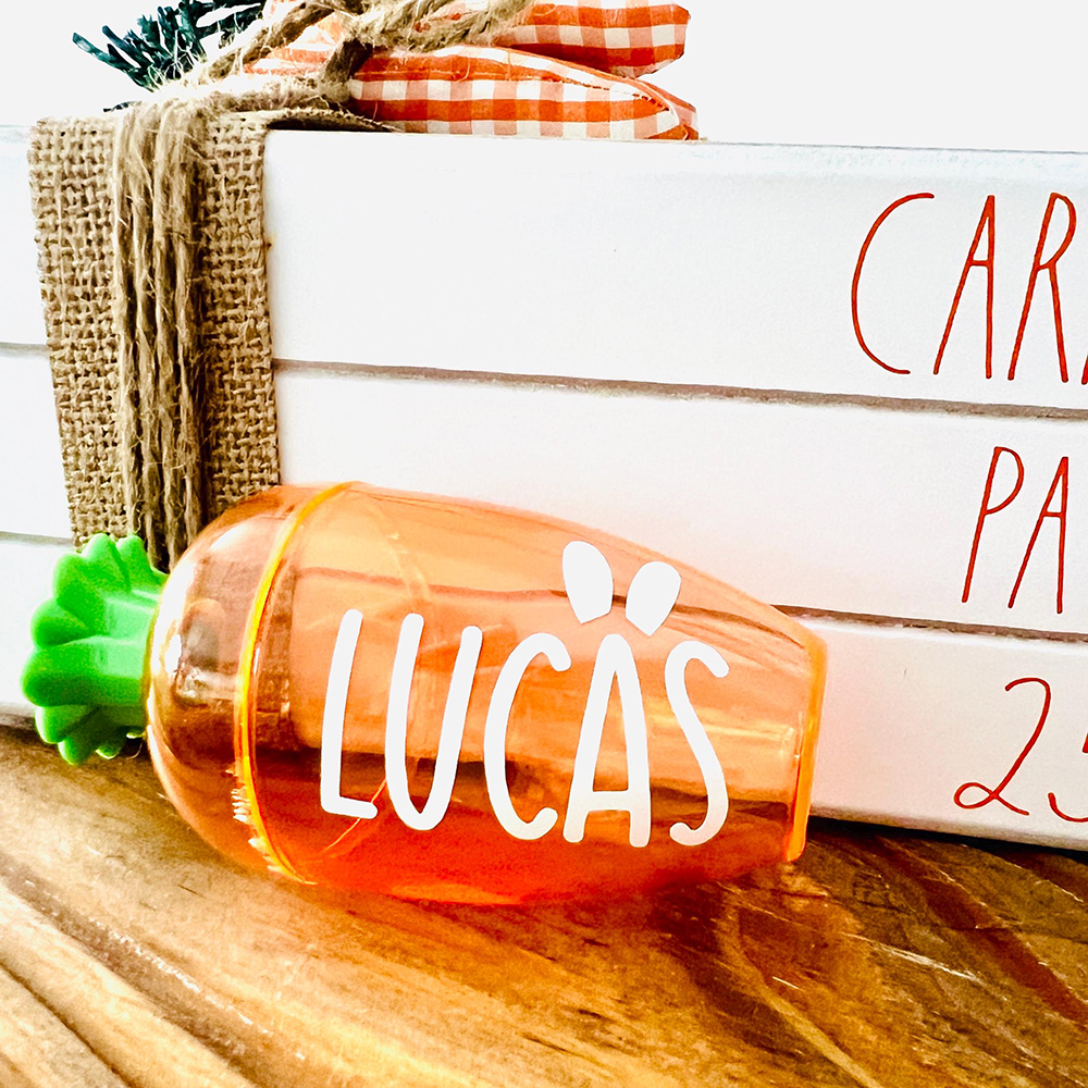 Personalized Easter Carrot Treat Holder | CWEaster95