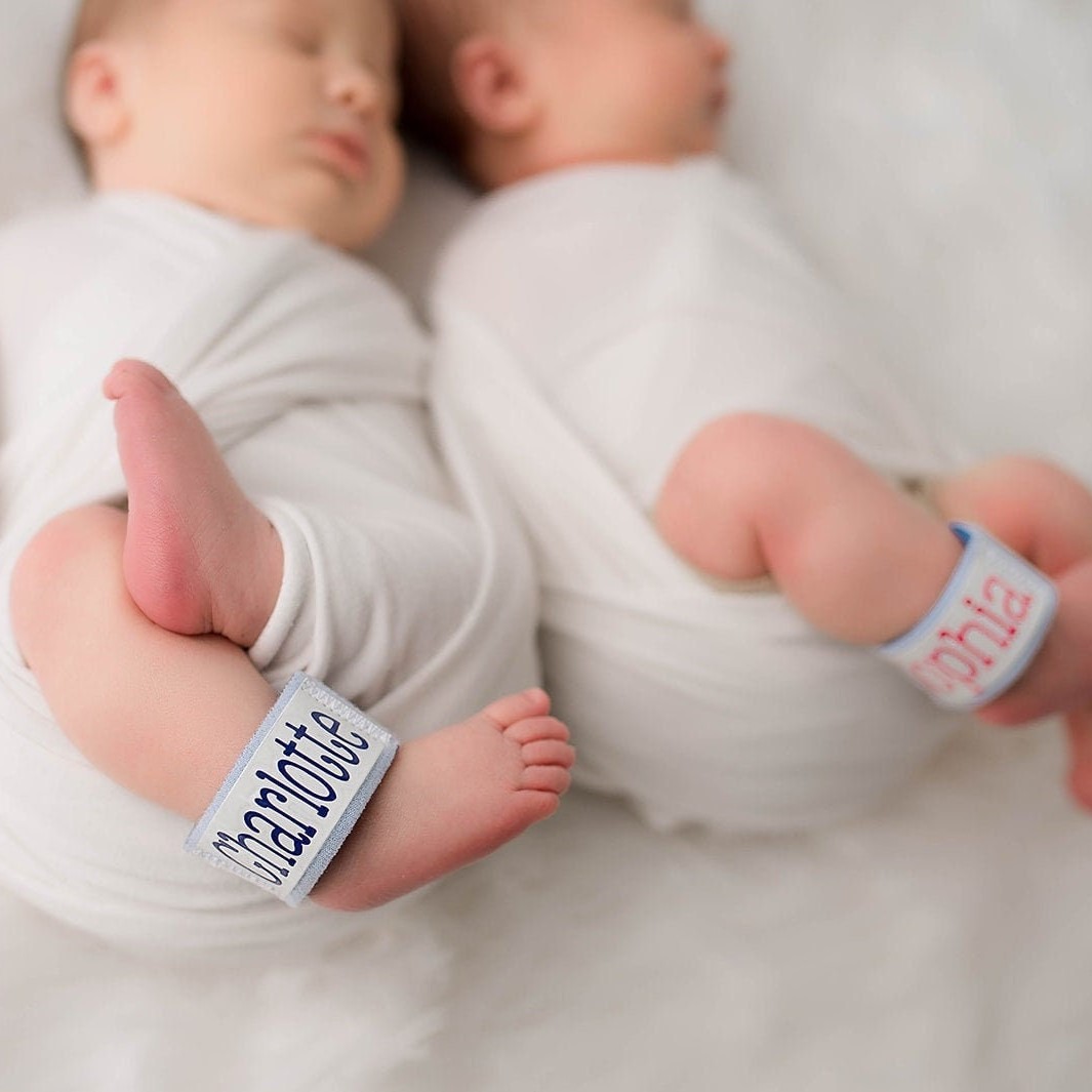 Personalized Cozy Baby ID Foam Bracelet for Twins | CWbaby36